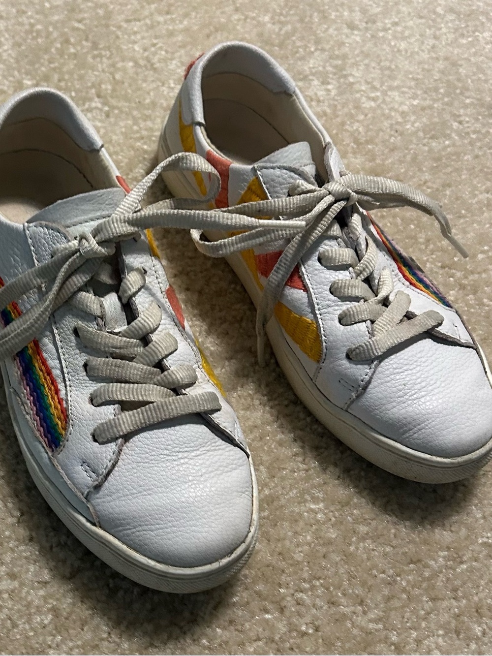 Soludos White Leather Sneakers with Subtle Rainbow Stitching